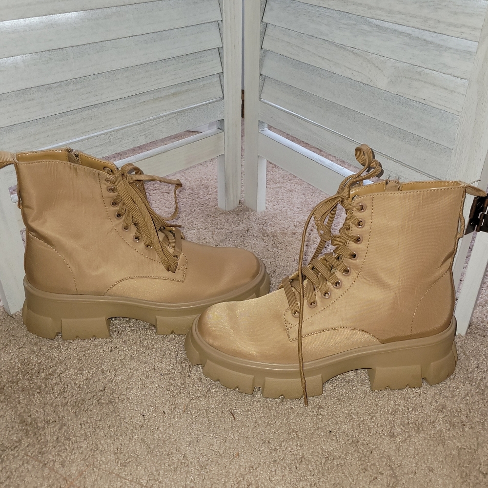 Steve Madden Tan‎ Combat Boots size 9.5 - Picture 3 of 4